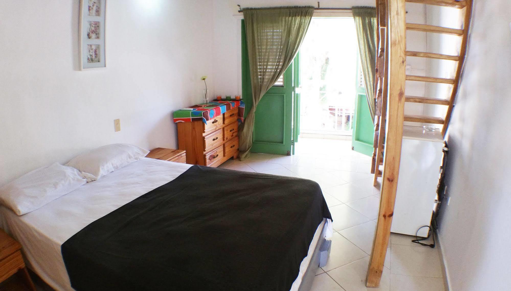 Hotel Los Pinos Las Terrenas Dış mekan fotoğraf