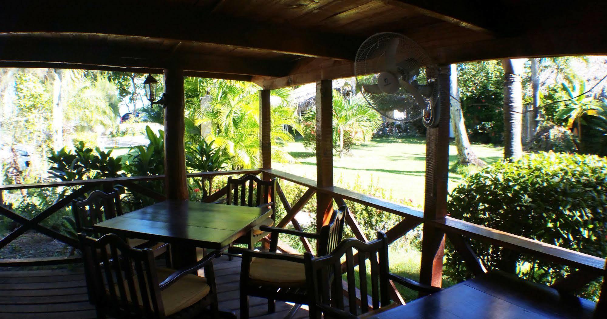 Hotel Los Pinos Las Terrenas Dış mekan fotoğraf